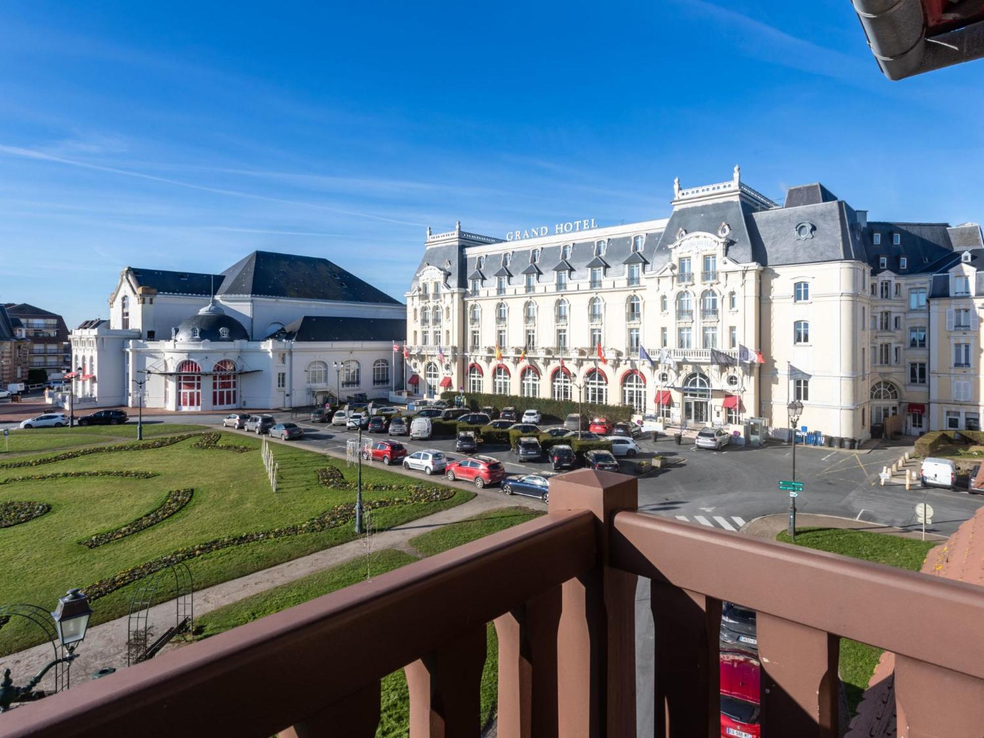 Apartment Le Normandie Home By Interhome Cabourg Exterior foto